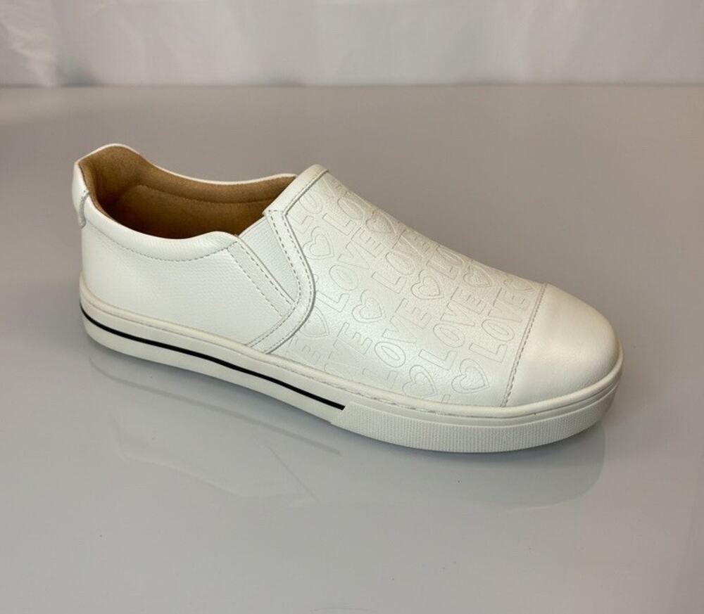 Brighton In Love Cream Leather Slip On Sneakers Womens Size 8